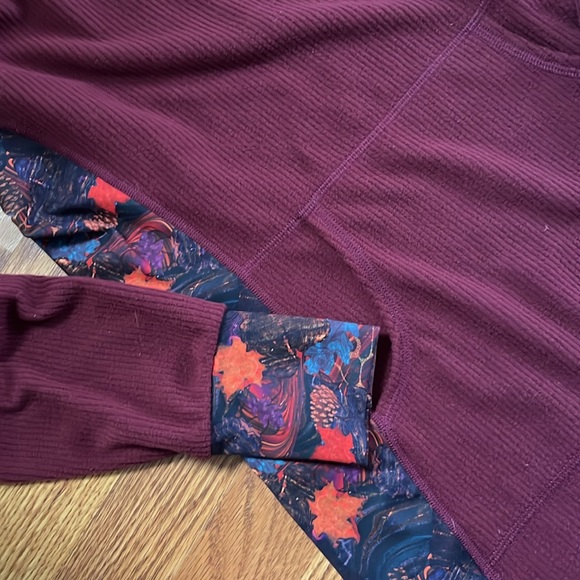 Youer treasure dress in winterberry size small - Picture 4 of 4